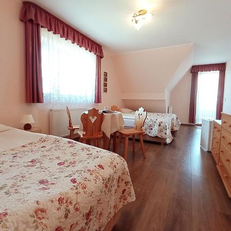 Wynajem Pokoi Rancho Apartment Зомб Екстериор снимка