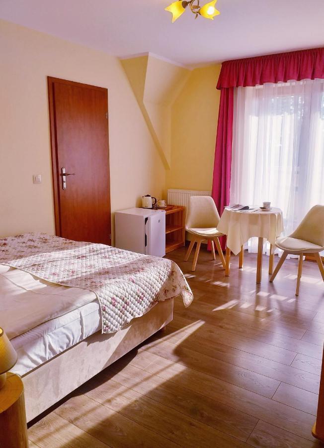 Wynajem Pokoi Rancho Apartment Зомб Екстериор снимка