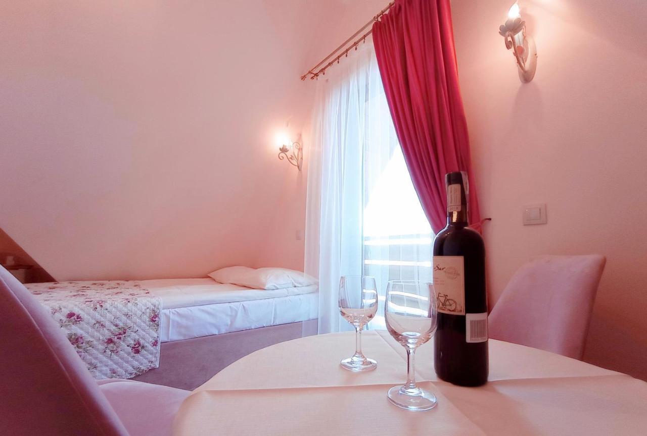 Wynajem Pokoi Rancho Apartment Зомб Екстериор снимка