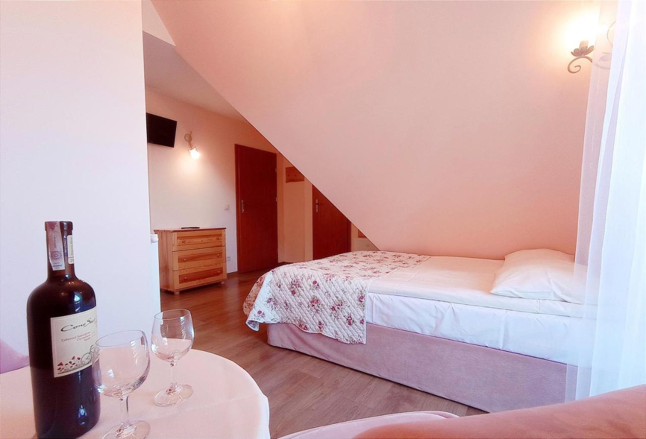 Wynajem Pokoi Rancho Apartment Зомб Екстериор снимка