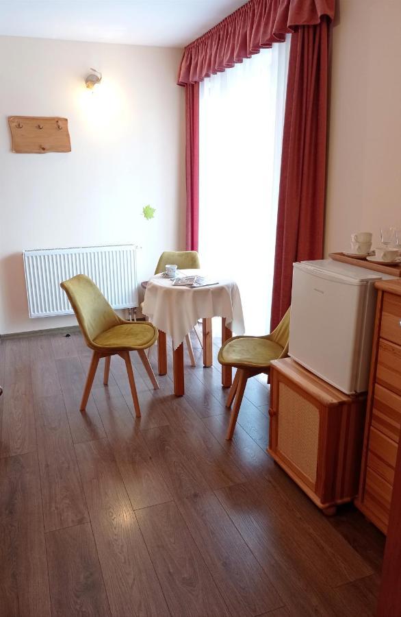 Wynajem Pokoi Rancho Apartment Зомб Екстериор снимка