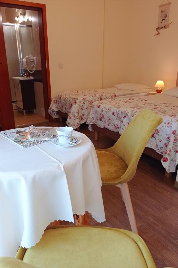 Wynajem Pokoi Rancho Apartment Зомб Екстериор снимка