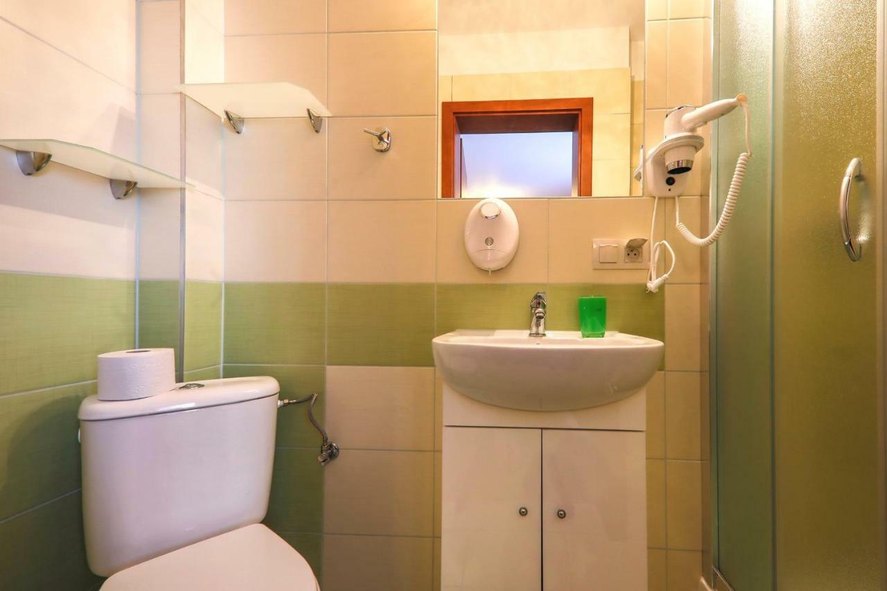 Wynajem Pokoi Rancho Apartment Зомб Екстериор снимка